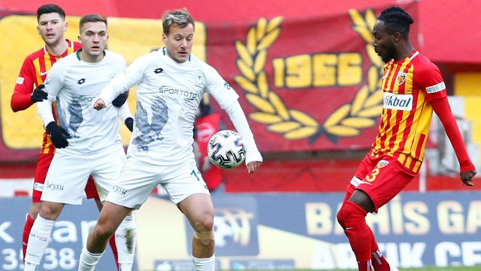 Konyaspor uzatmada kazandı