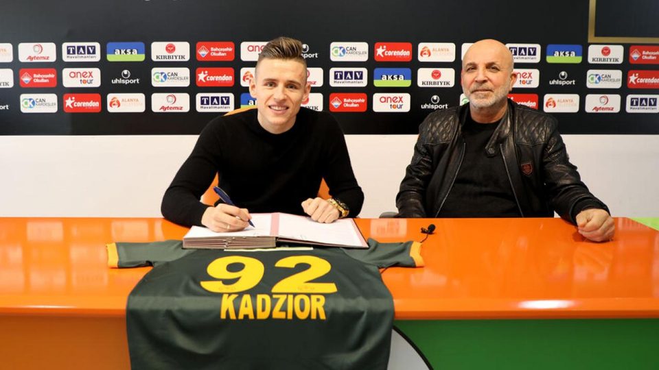 Alanyaspor Damian Kadzior’u kiraladı