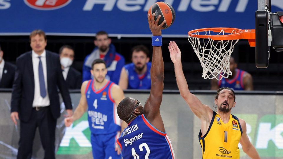 Anadolu Efes seriye devam etti