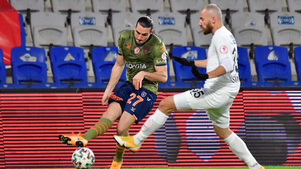 Başakşehir çeyrek finale farklı yükseldi