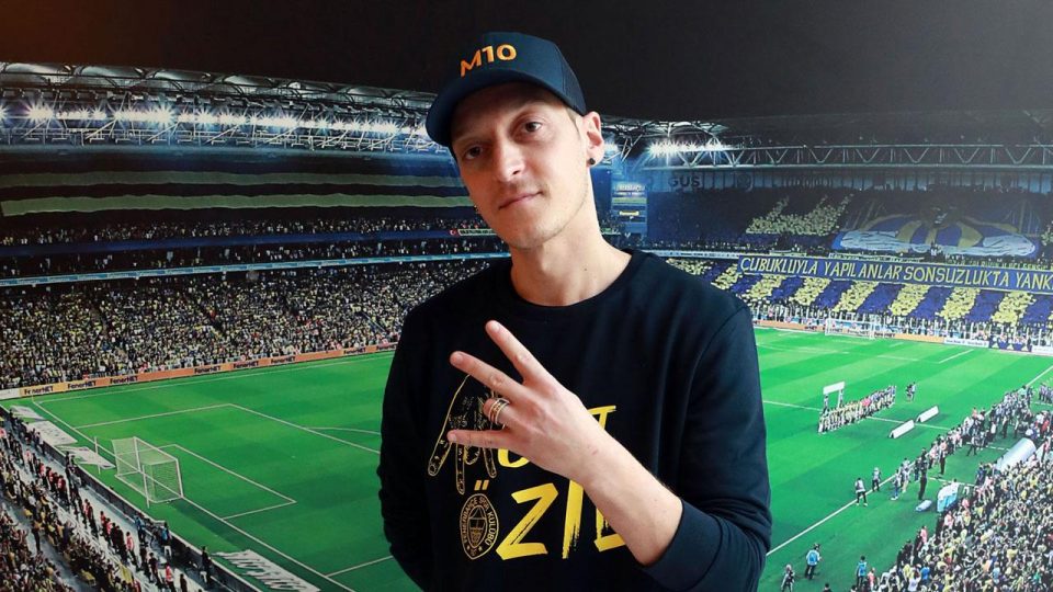 Bir yıldızdan daha fazlası: Mesut Özil