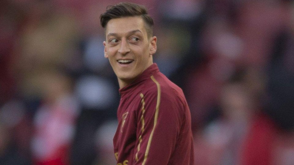 Fenerbahçe ve Mesut Özil’den heyecanlandıran paylaşım