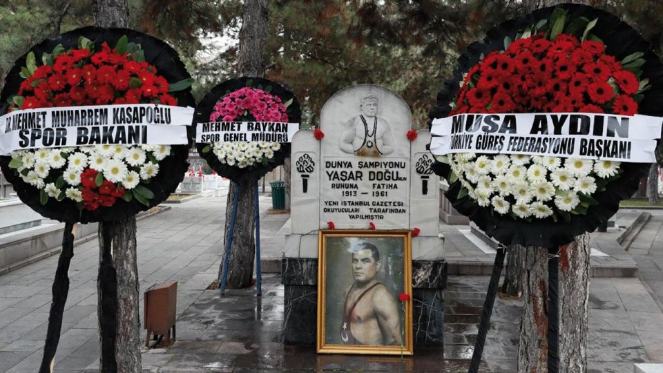 Milli güreşçi Yaşar Doğu vefatının 60. yılında anıldı