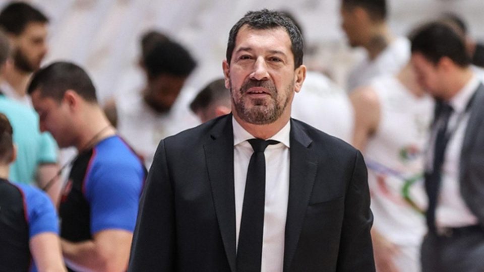 Ufuk Sarıca Pınar Karşıyaka ile 300. maçını kazandı