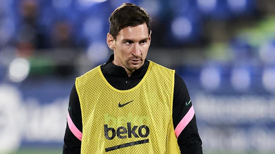 Lionel Messi PSG yolunda