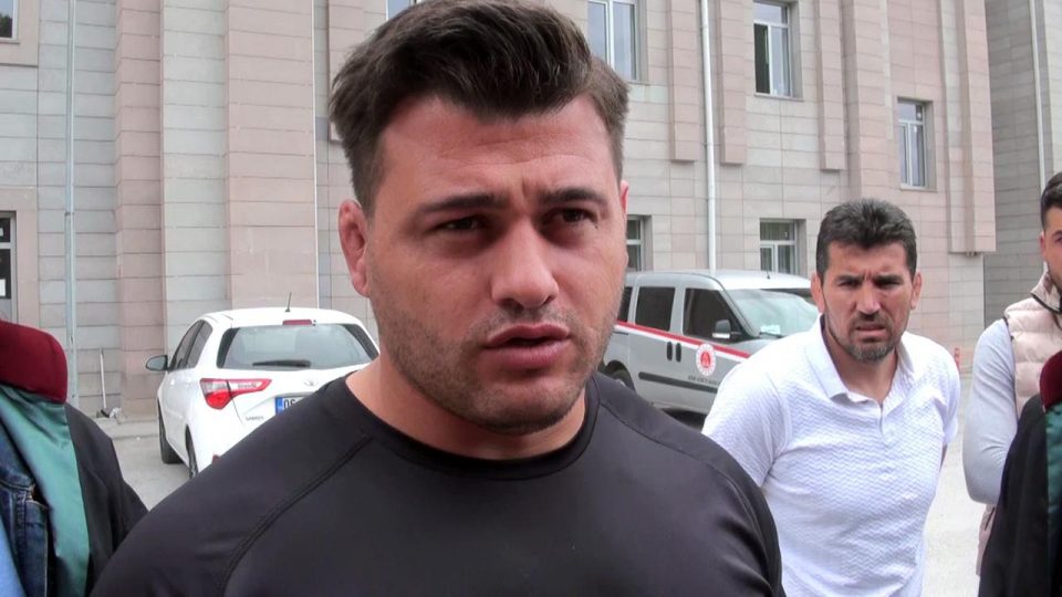 Milli güreşçi Rıza Kayaalp’ten trafik kazası açıklaması