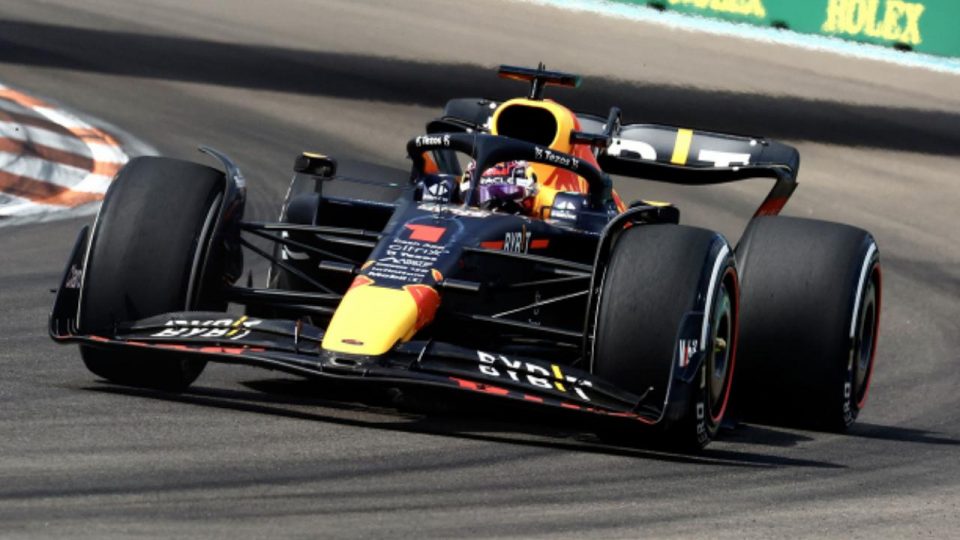 F1 Kanada Grand Prix’sinde ‘pole’ pozisyonu Verstappen’in