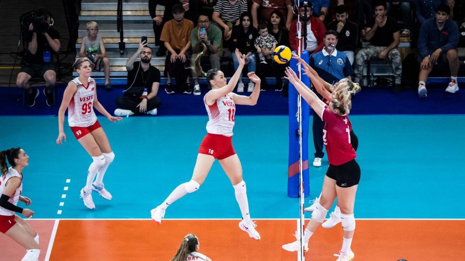 Filenin Sultanları Kanada’ya yenildi