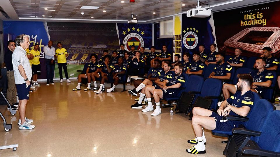 Jorge Jesus: Kazanmak şampiyon olmak için çalıştığını bilmektir