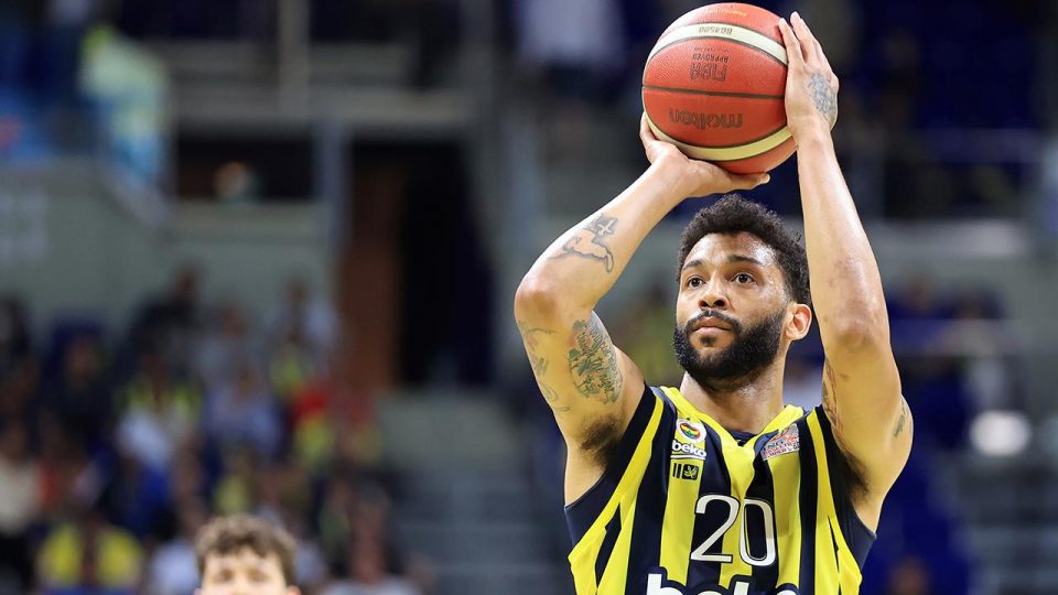 Pierria Henry Fenerbahçe Beko’dan ayrıldı