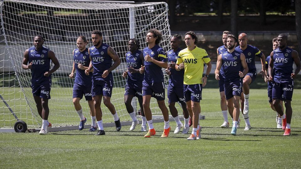 Fenerbahçe’de Dinamo Kiev maçı hazırlıkları sürdü