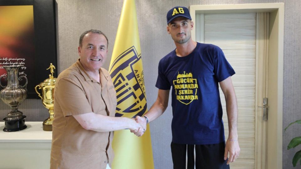 MKE Ankaragücü Federico Macheda’yı transfer etti