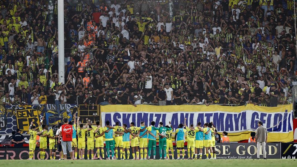 Fenerbahçe 14 sezon sonra ligde ilki başardı