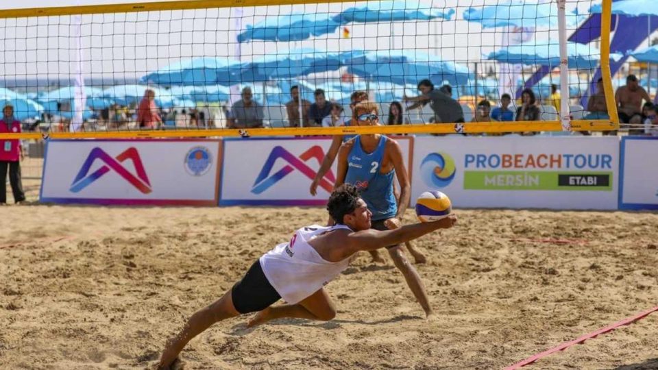 Mersin’de plaj voleybolu heyecanı yaşanacak