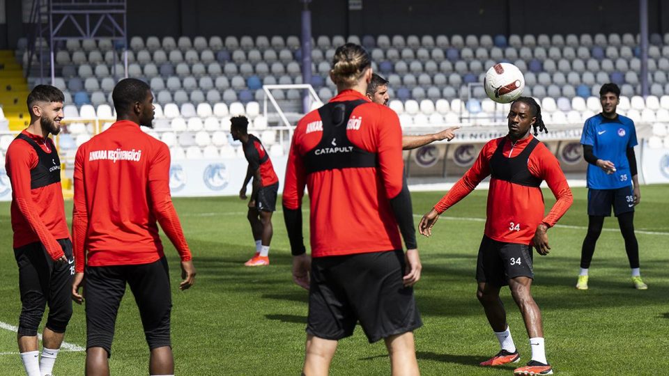 Ankara Keçiörengücü Süper Lig hedefine kilitlendi