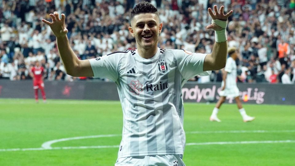 Burak Yılmaz’dan derbide Rashica’ya özel görev