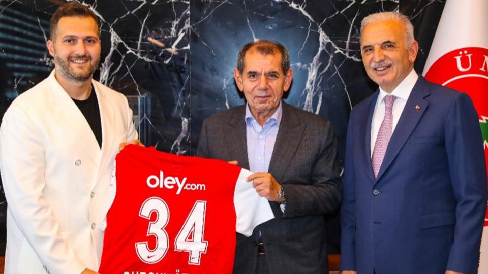 Dursun Özbek’ten Ümraniyespor’a ziyaret