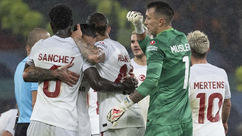 Galatasaray kasayı doldurdu