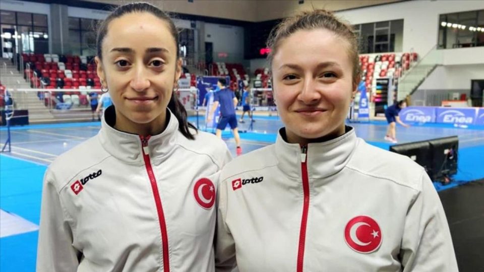 Milli badmintoncular Bengisu ile Nazlıcan bronz madalya kazandı
