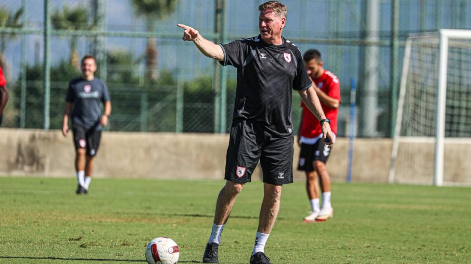 Samsunspor teknik direktörü Gisdol: Hedefimiz ligde kalmak