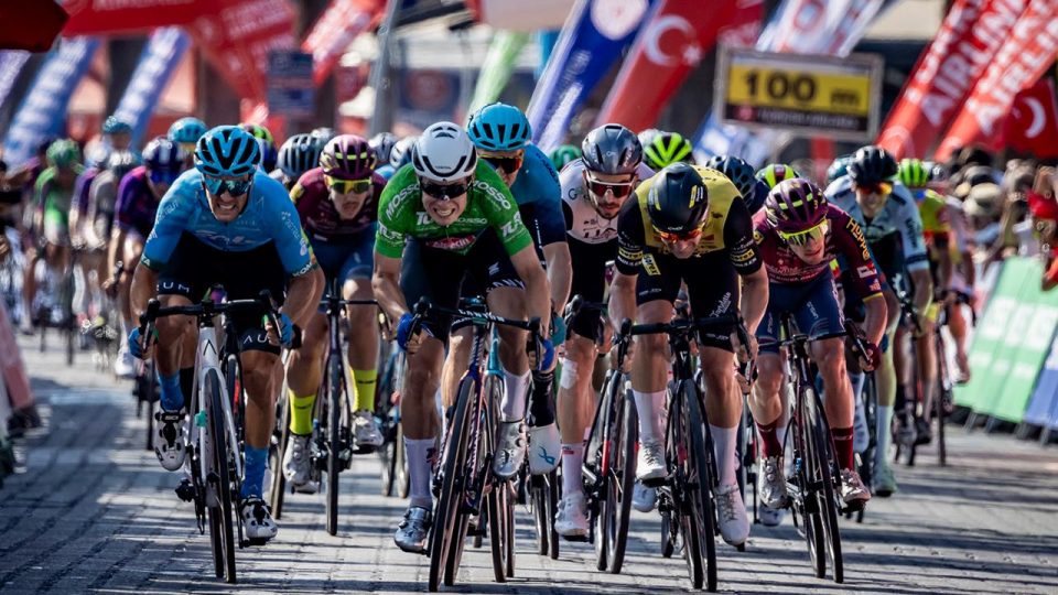 Tour of Türkiye Fethiye-Marmaris etabını Jasper Philipsen kazandı