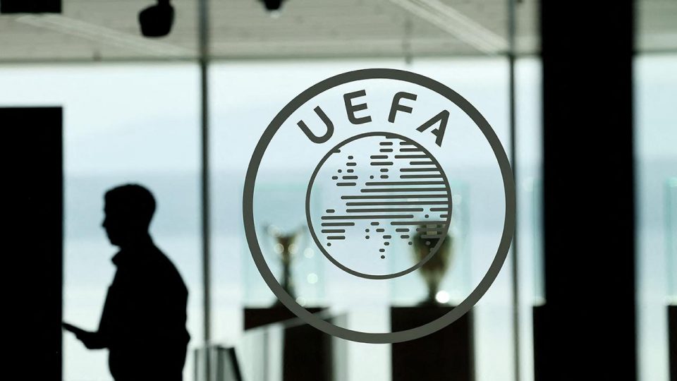 UEFA Kosova-İsrail maçını erteledi