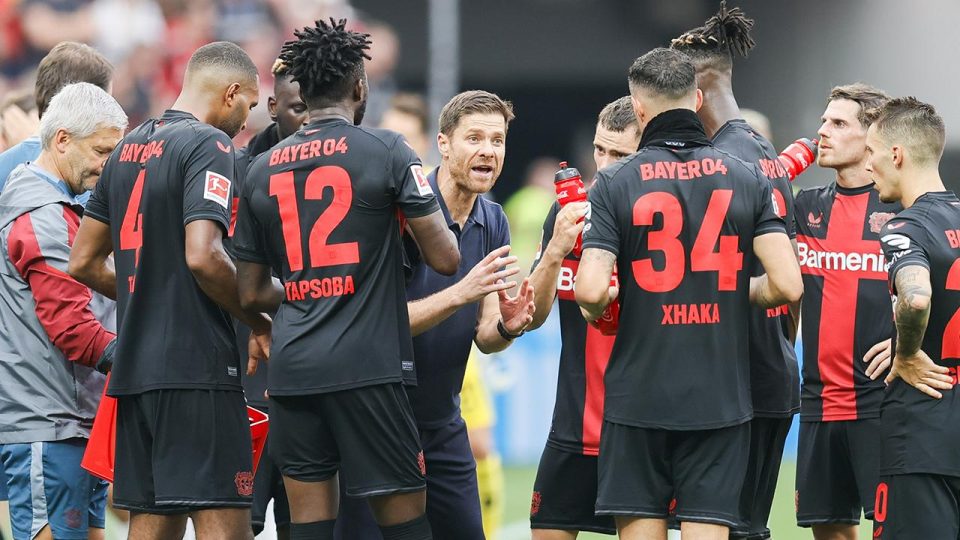 Xabi Alonsolu Bayer Leverkusen yoluna namağlup devam ediyor